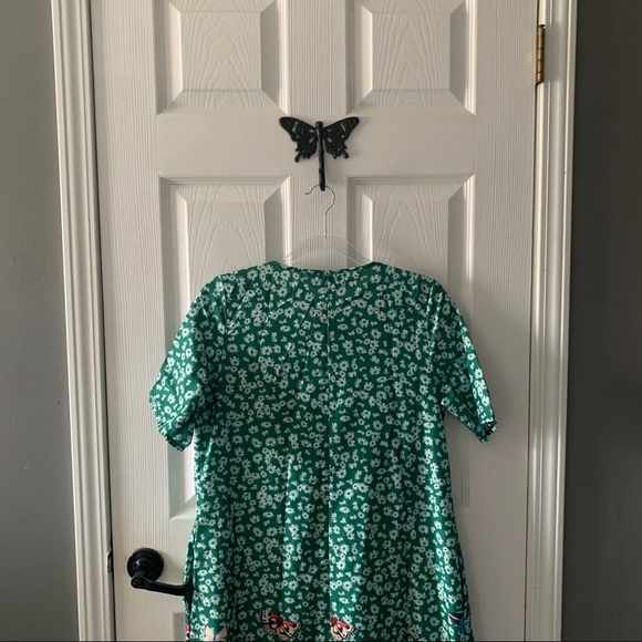 NWT Noracora Green Short Sleeve Floral Shift Dress Size Small - Picture 4 of 9